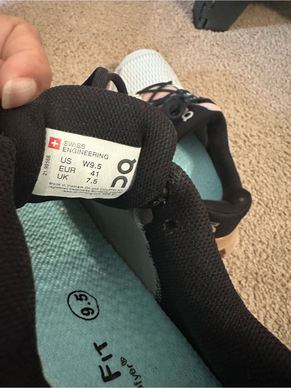 On Running Women's Cloudswift Sneakers in Light Gray and Black - Picture 7 of 9